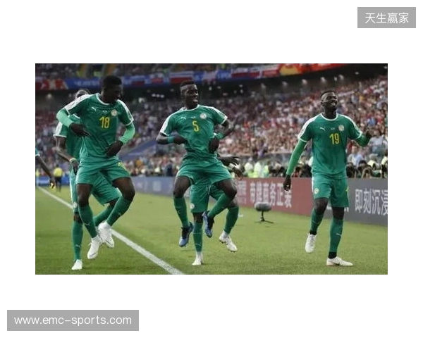 卡什:跟莱万并肩作战感觉很棒;希望能随波兰再踢一次世界杯