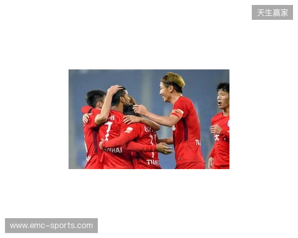 中超-深圳5-2十人三镇 韦斯利、本科维奇分别双响戴伟浚送助攻