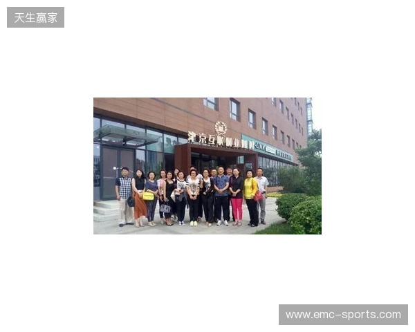 中冠综述：吴川青年2-2武汉联镇、广州海珠醒派3-3广州花都蜀地红